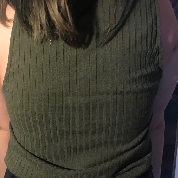 Dark Green Forever 21 Tank top - Picture 2 of 3